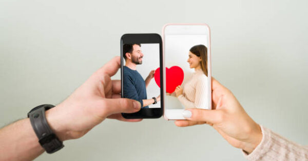 Learn how to have engaging and successful conversations in online dating.
